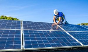 Installation et mise en production des panneaux solaires photovoltaïques à Saint-Andre-de-la-Roche